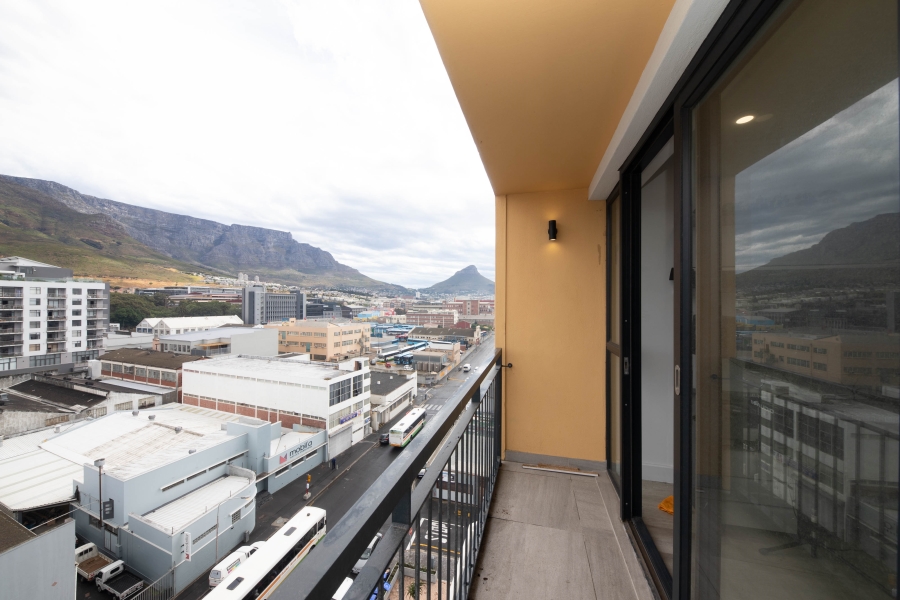 1 Bedroom Property for Sale in Woodstock Western Cape